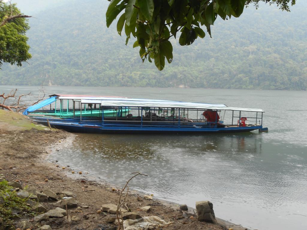 Ba Be Lake Homestay - Quynh Chi Exterior photo